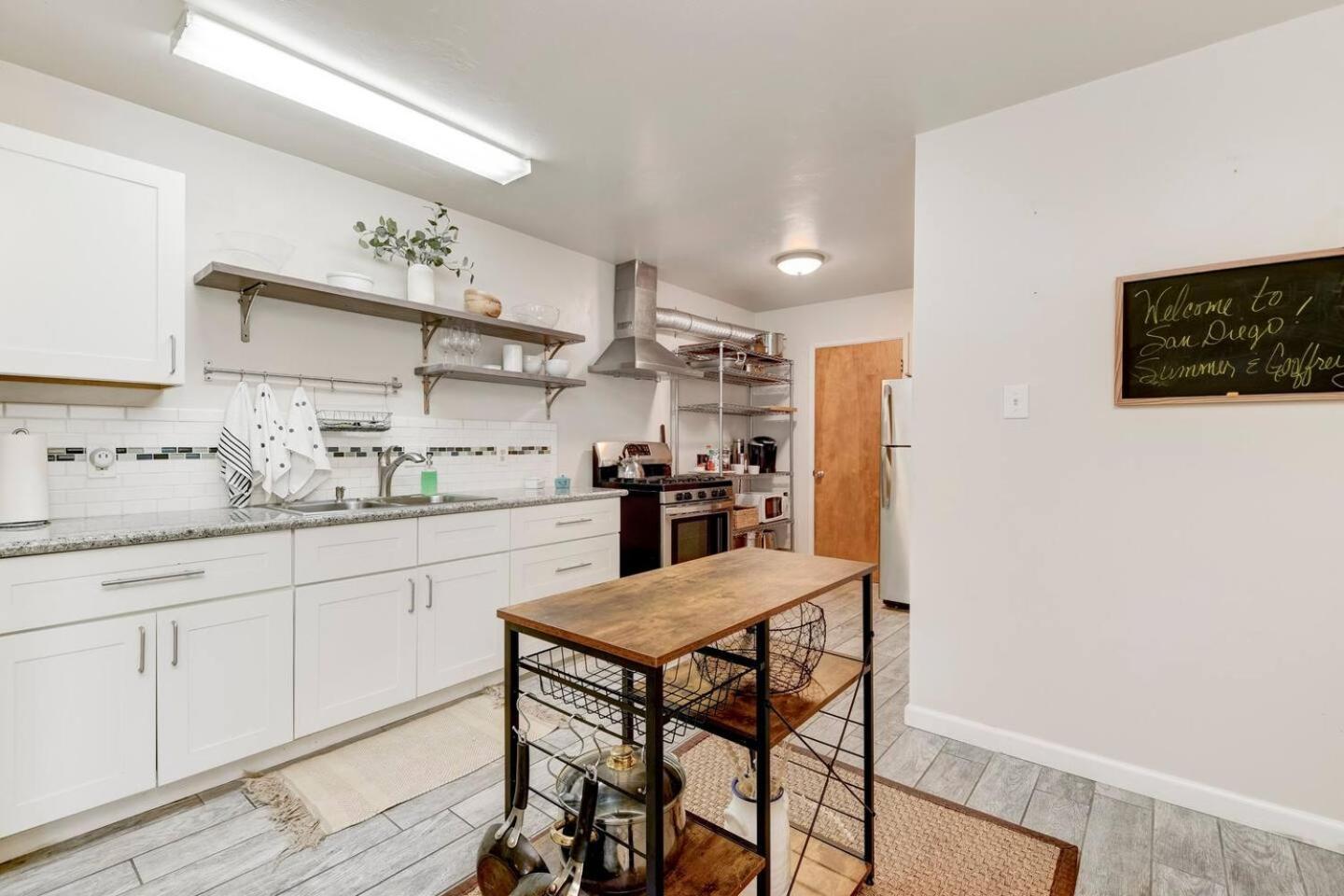 Perla D'Italia -1Br- Free Driveway Parking -1 Car Apartman San Diego Kültér fotó