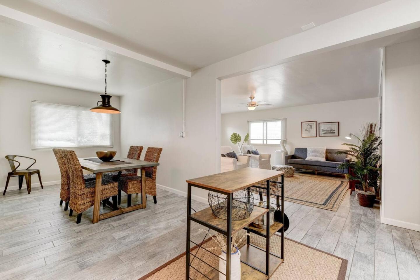 Perla D'Italia -1Br- Free Driveway Parking -1 Car Apartman San Diego Kültér fotó